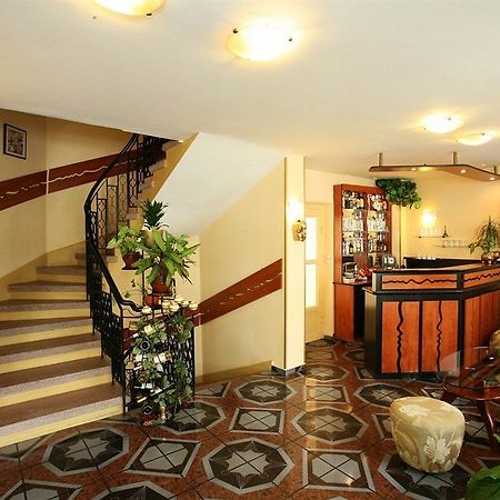 Hotel Color Варна Экстерьер фото