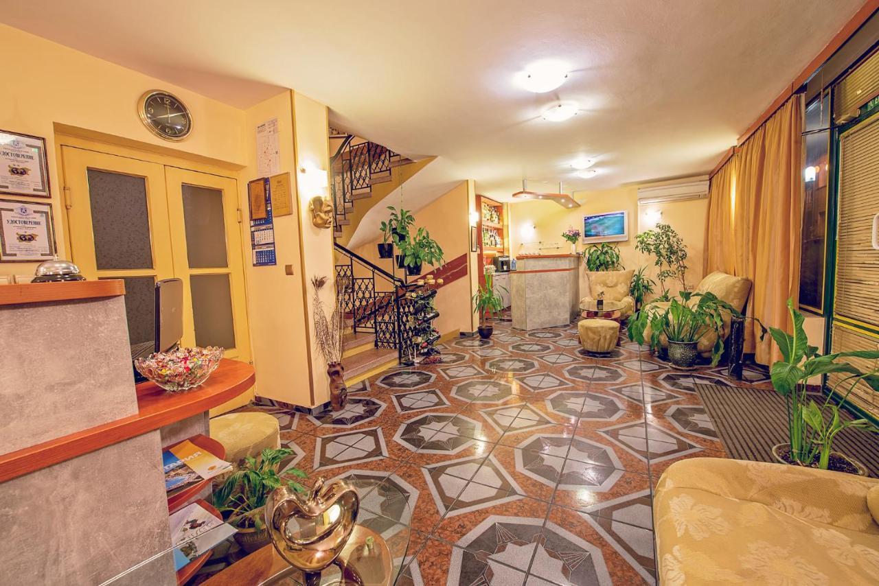 Hotel Color Варна Экстерьер фото