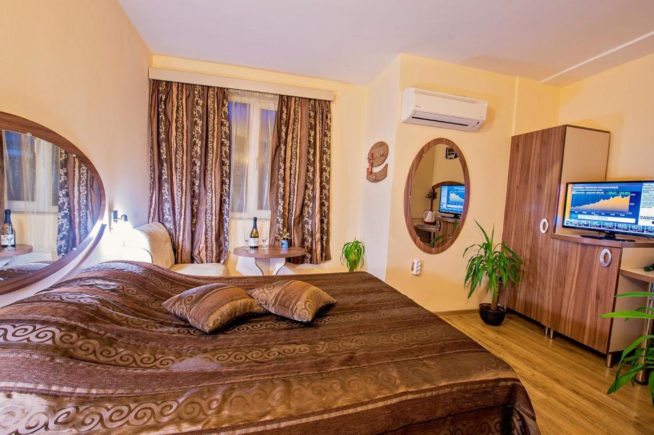 Hotel Color Варна Экстерьер фото