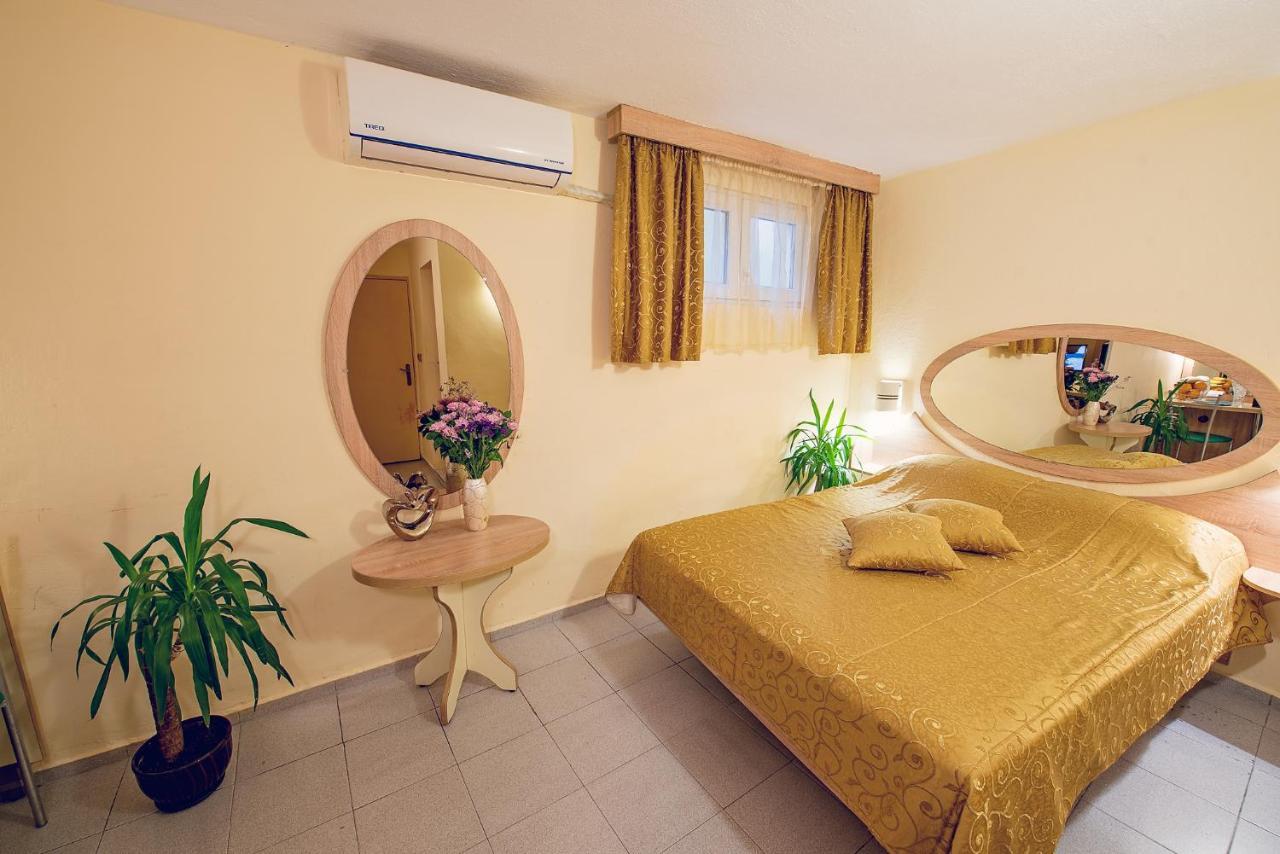 Hotel Color Варна Экстерьер фото