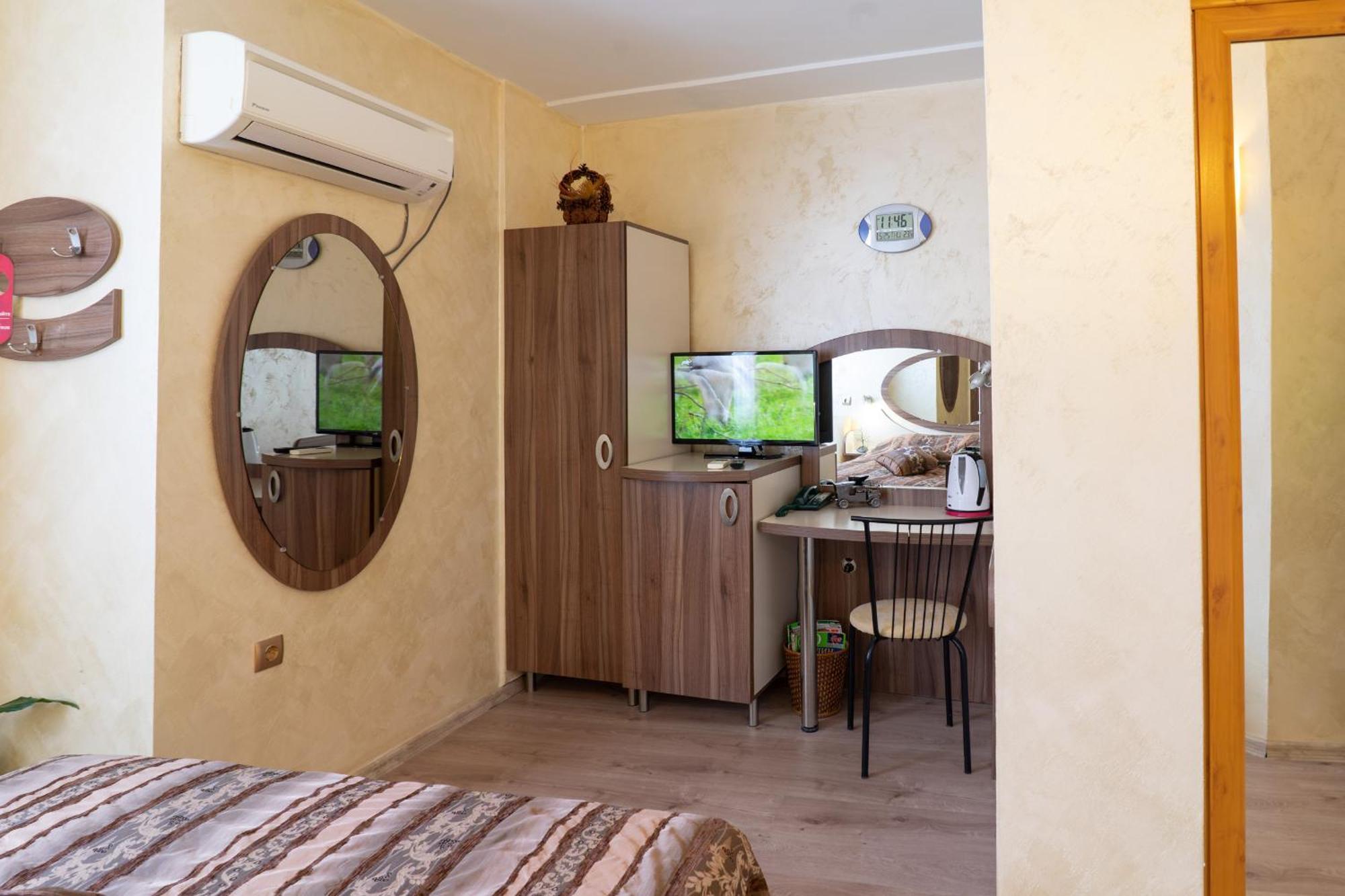 Hotel Color Варна Экстерьер фото