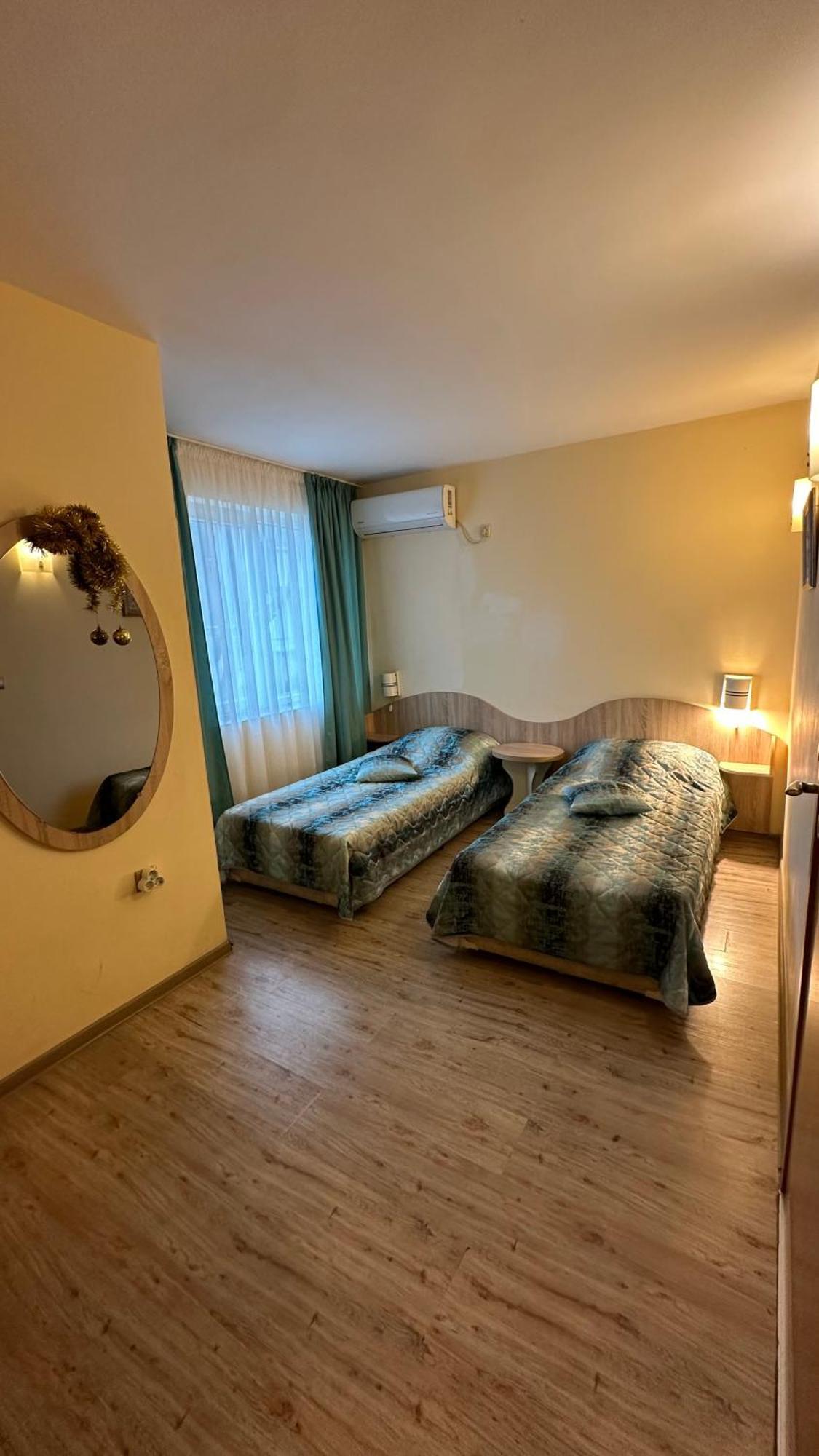 Hotel Color Варна Экстерьер фото