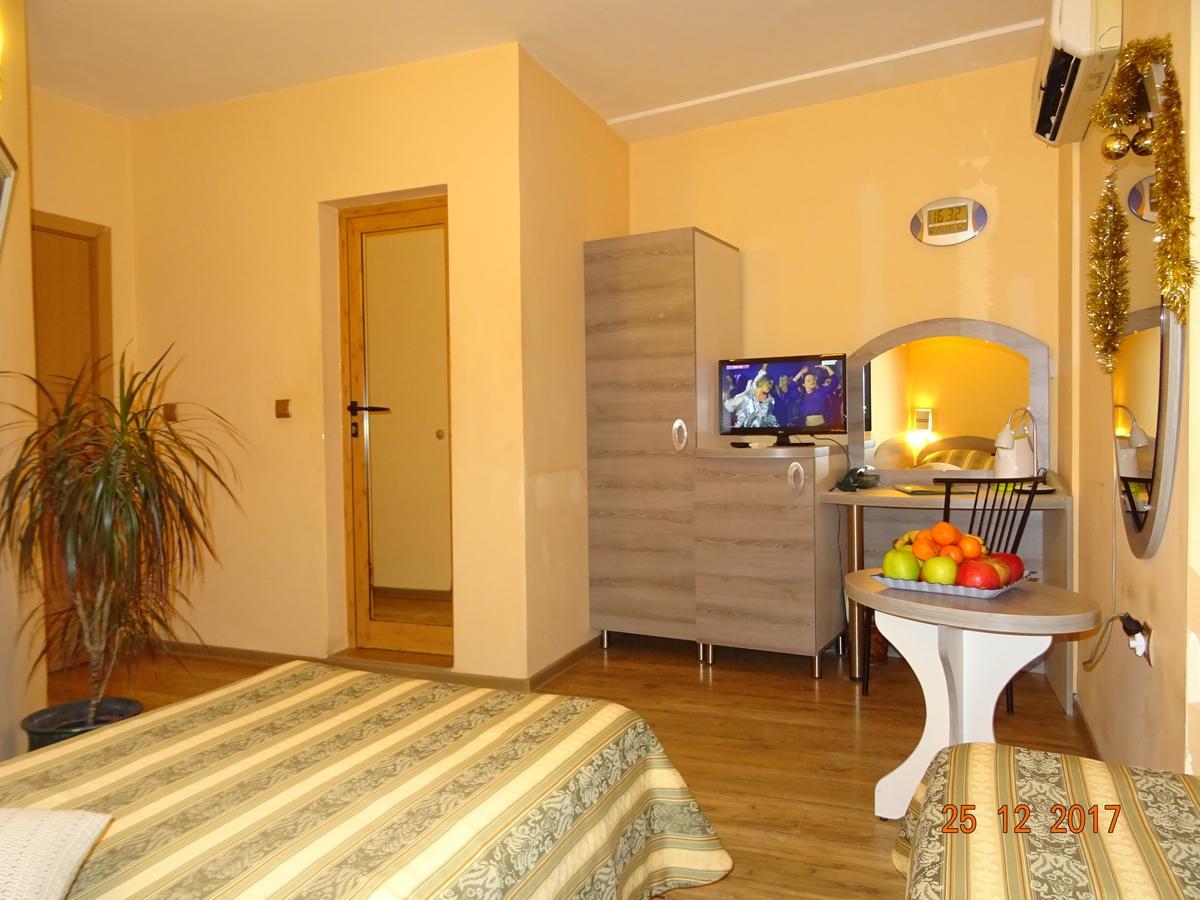 Hotel Color Варна Экстерьер фото
