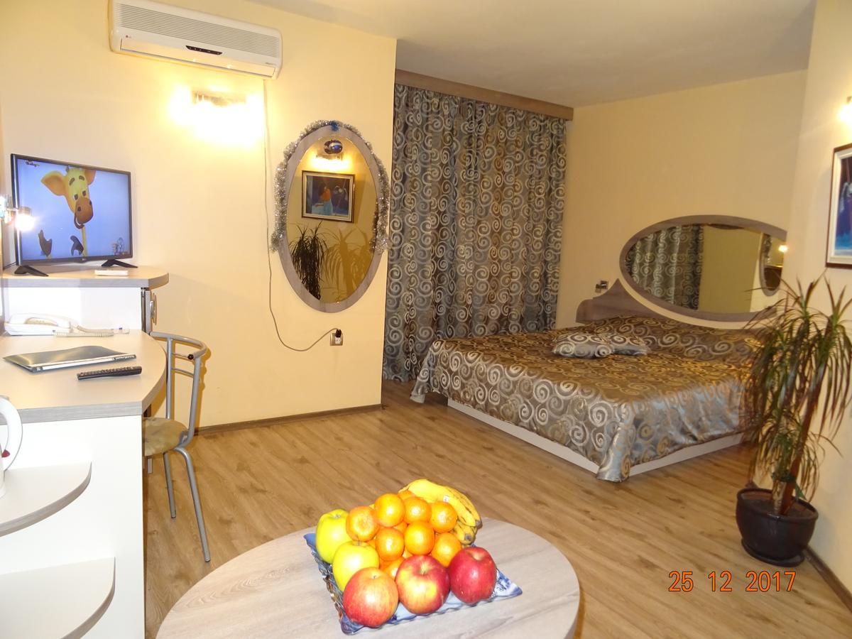 Hotel Color Варна Экстерьер фото